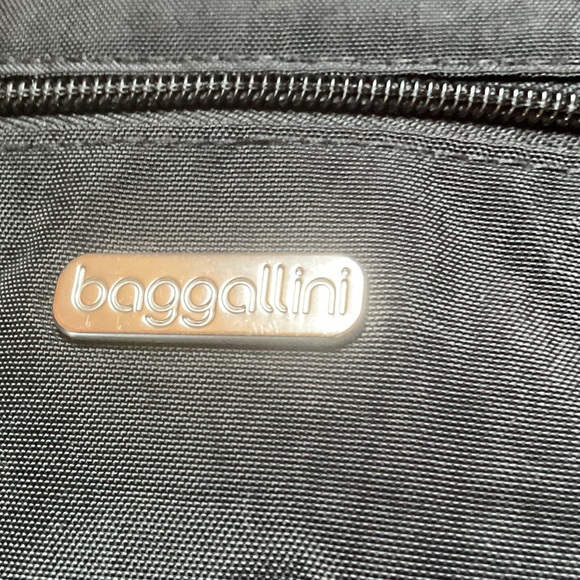 Black Crossbody Shoulder Bag by baggalini - Picture 2 of 2